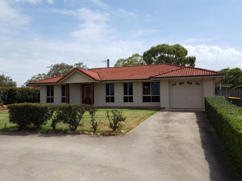 22 Schloss Court, Westbrook QLD 4350