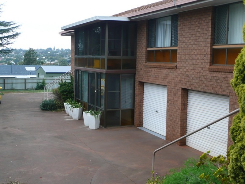 1/178  West Street, South Toowoomba QLD 4350