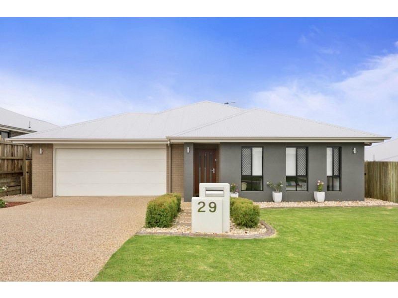 29 Neiwand Street, Kearneys Spring QLD 4350