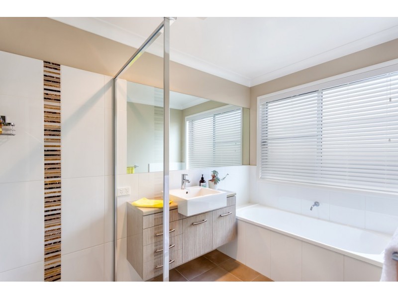 6/12 Garde Street, Centenary Heights QLD 4350