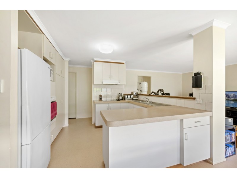 37 Strathconan Drive, Glenvale QLD 4350