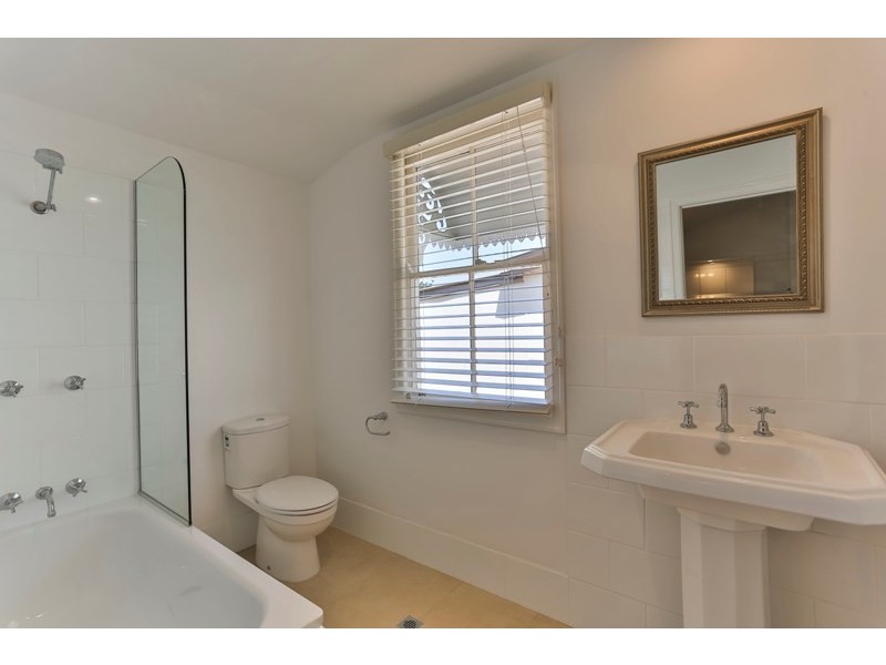 12 Garget Street, East Toowoomba QLD 4350