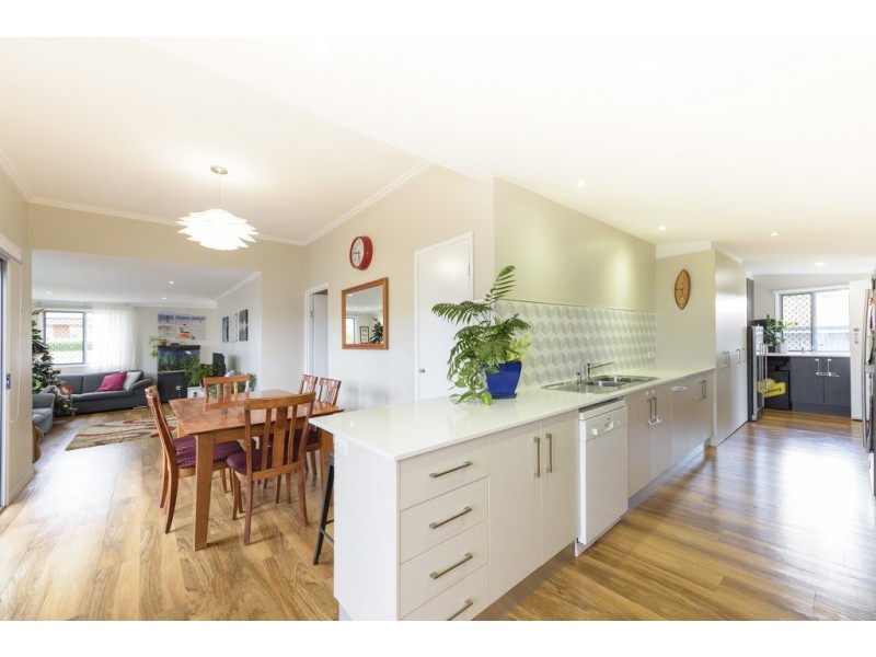 21 Eiser Street, Harristown QLD 4350