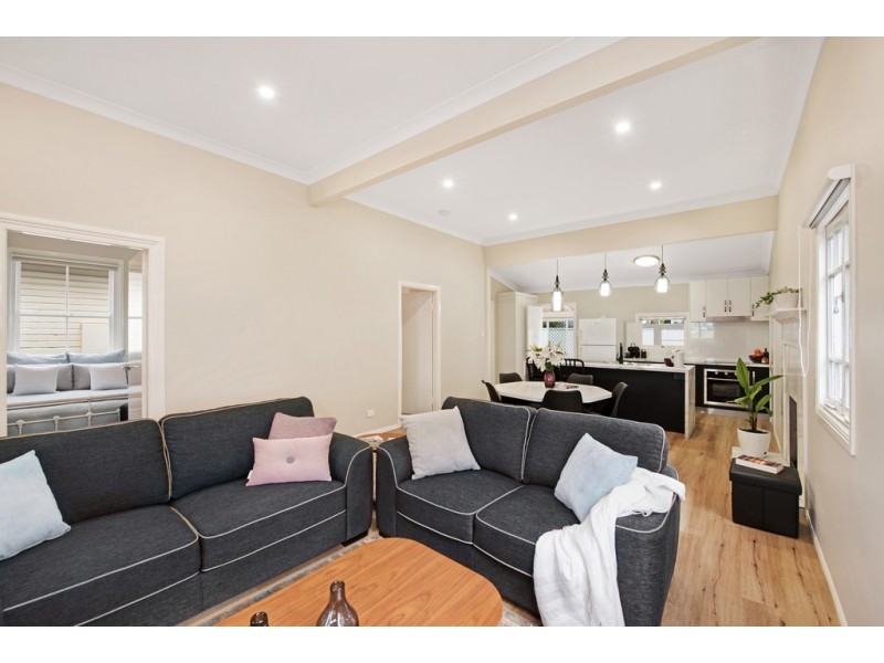 16 Eton Street, East Toowoomba QLD 4350