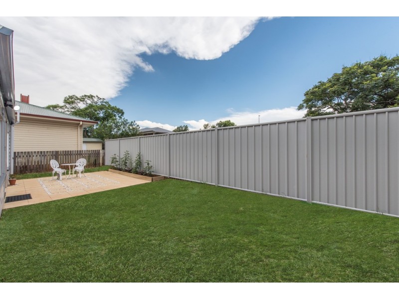 16 Eton Street, East Toowoomba QLD 4350
