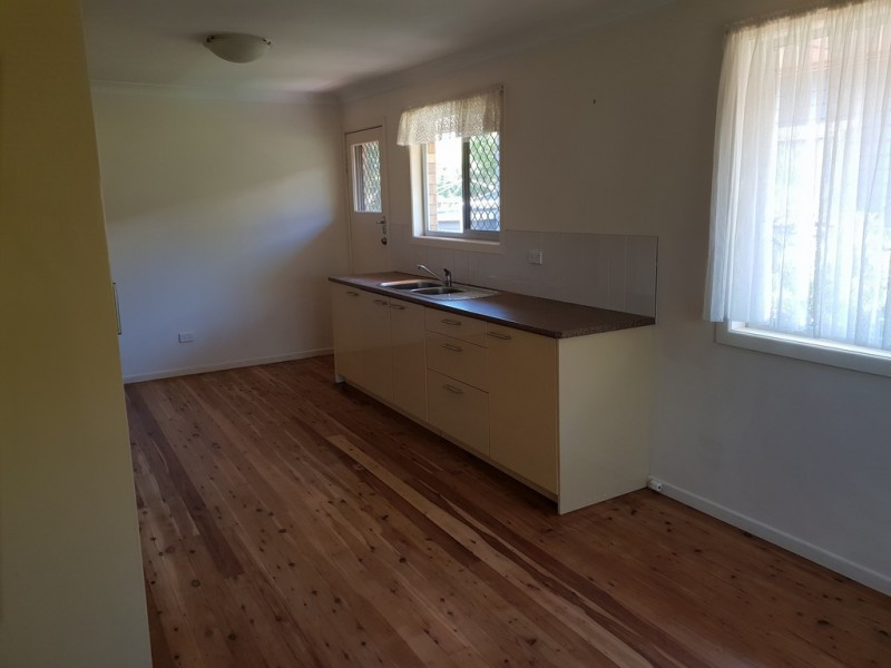 339 West Street, Harristown QLD 4350