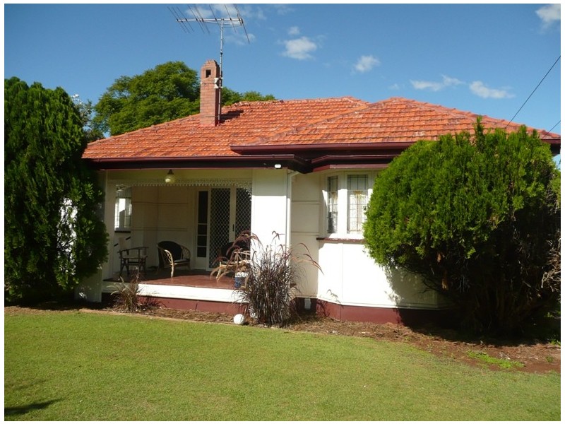 4 Stonehaven Street, Toowoomba QLD 4350