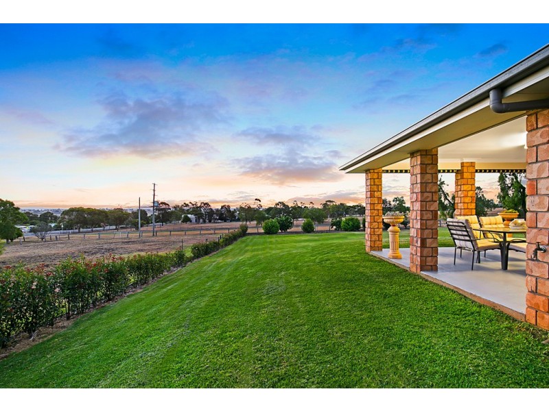 22 King Street, Kingsthorpe QLD 4400