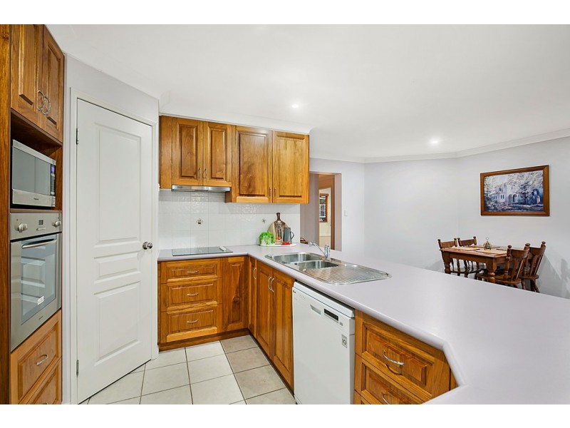 22 King Street, Kingsthorpe QLD 4400