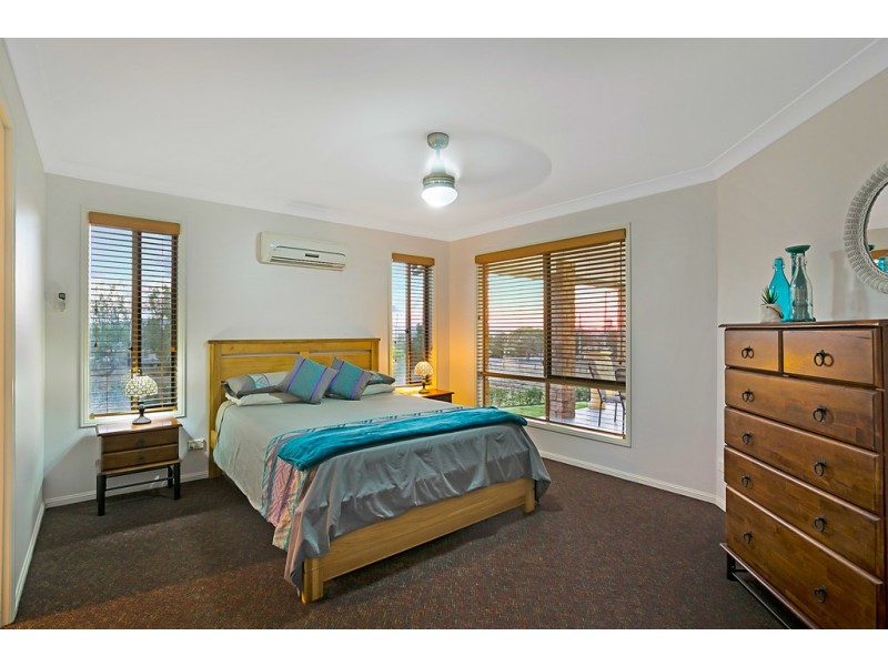 22 King Street, Kingsthorpe QLD 4400