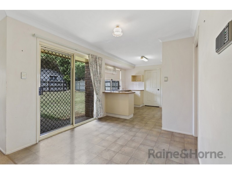 10 Kurtz Street, Kearneys Spring QLD 4350