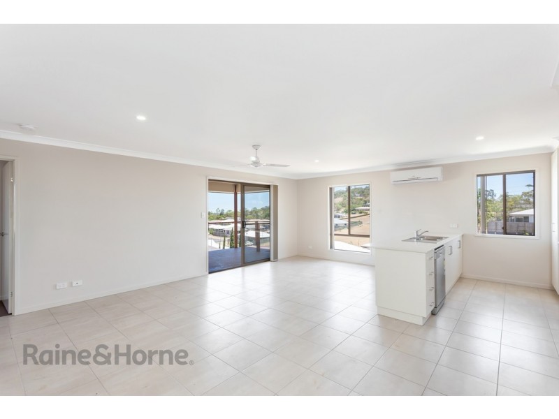 60 Alistair Street, Glenvale QLD 4350