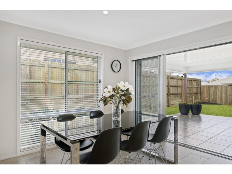 172 Kearney Street, Kearneys Spring QLD 4350