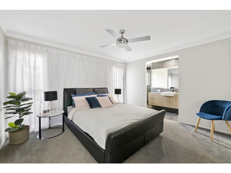 172 Kearney Street, Kearneys Spring QLD 4350