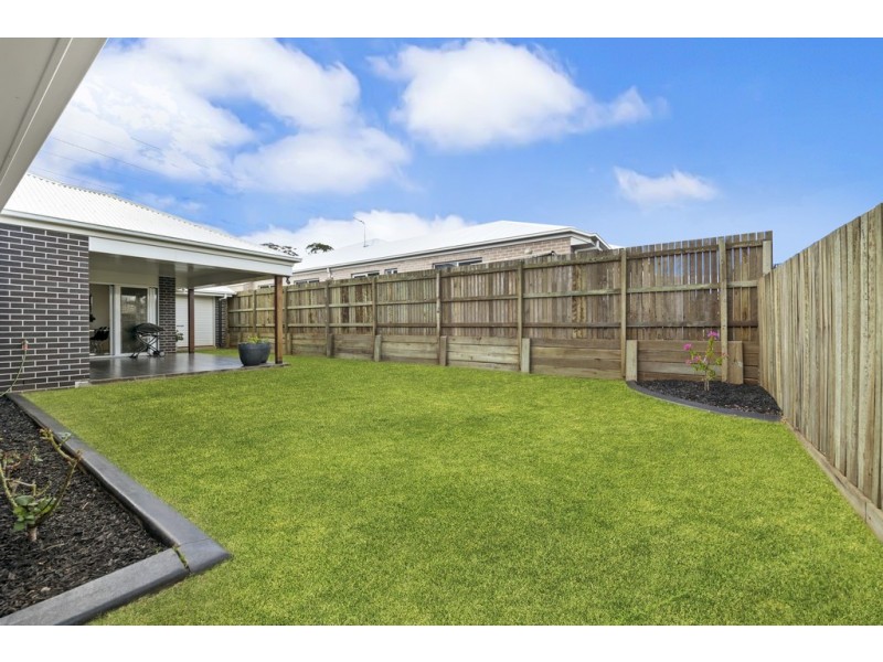 172 Kearney Street, Kearneys Spring QLD 4350