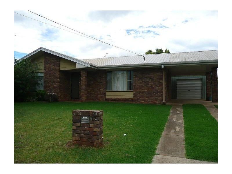 17 Broadfoot Street, Toowoomba QLD 4350