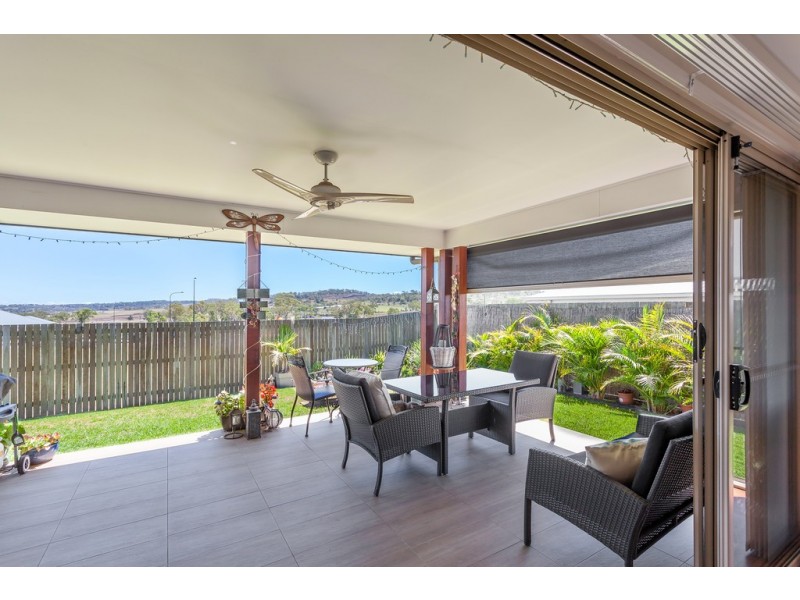 20 Sophia Crescent, Cotswold Hills QLD 4350