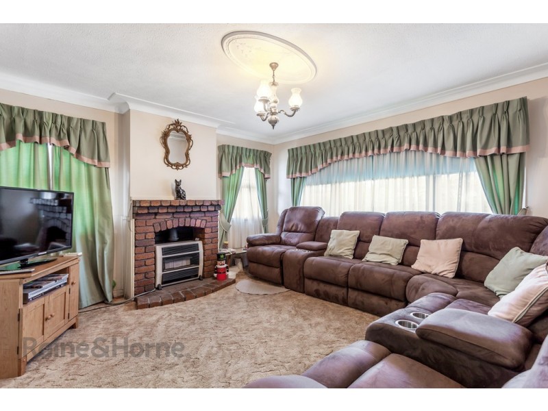 223 Taylor Street, Wilsonton QLD 4350