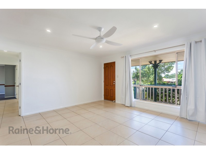 9 Honeysuckle Drive, Glenvale QLD 4350
