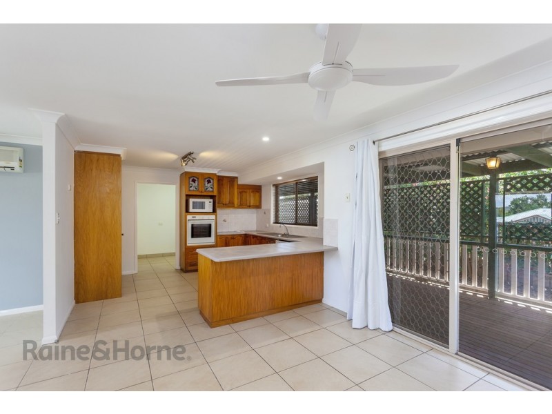 9 Honeysuckle Drive, Glenvale QLD 4350