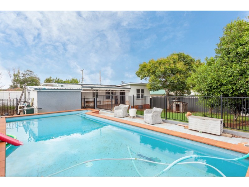 77 Perth Street, Rangeville QLD 4350