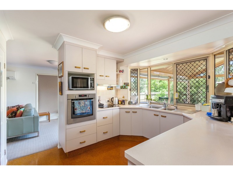 224 Stenner Street, Middle Ridge QLD 4350