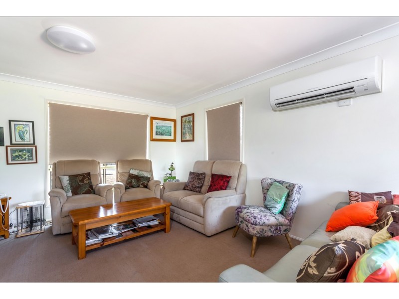 224 Stenner Street, Middle Ridge QLD 4350