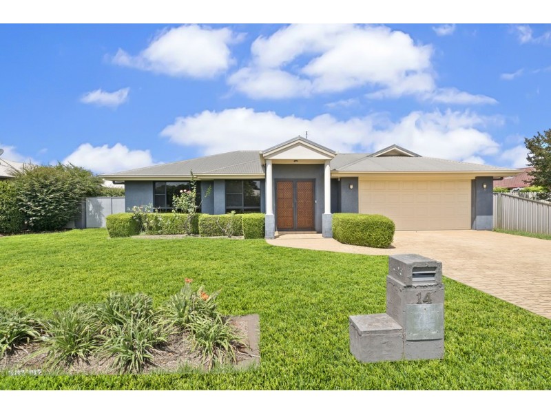 14 Rama Court, Kearneys Spring QLD 4350