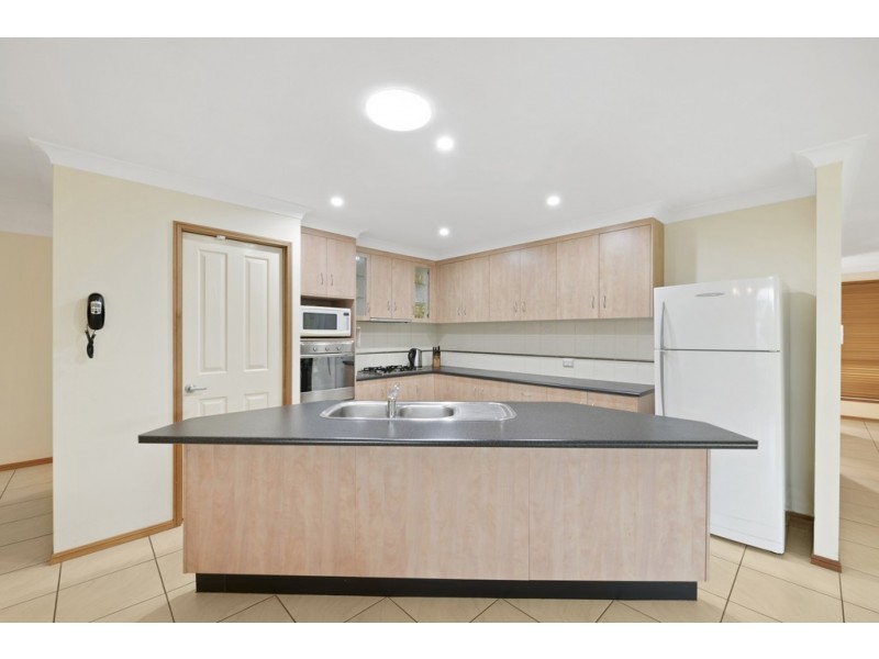 14 Rama Court, Kearneys Spring QLD 4350