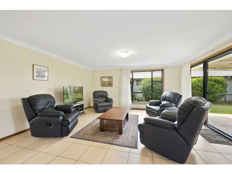 14 Rama Court, Kearneys Spring QLD 4350