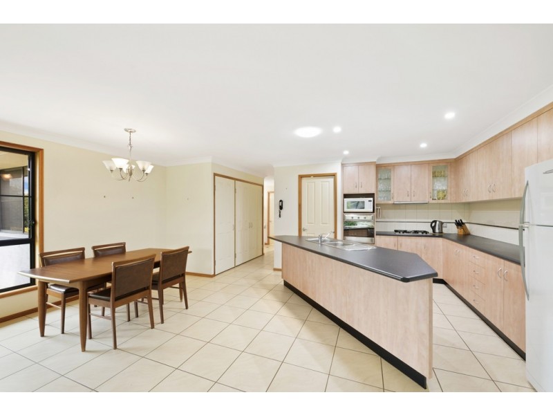 14 Rama Court, Kearneys Spring QLD 4350