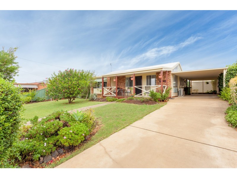 47 Traminer Drive, Wilsonton Heights QLD 4350