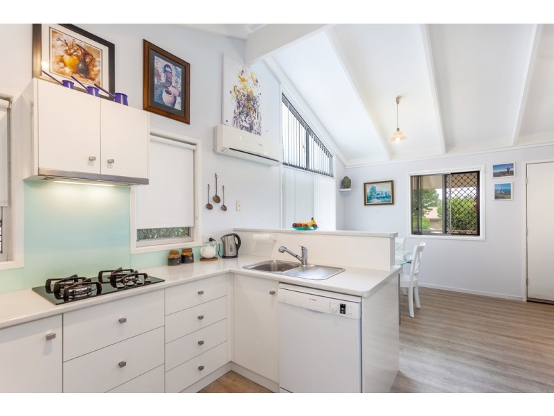 47 Traminer Drive, Wilsonton Heights QLD 4350