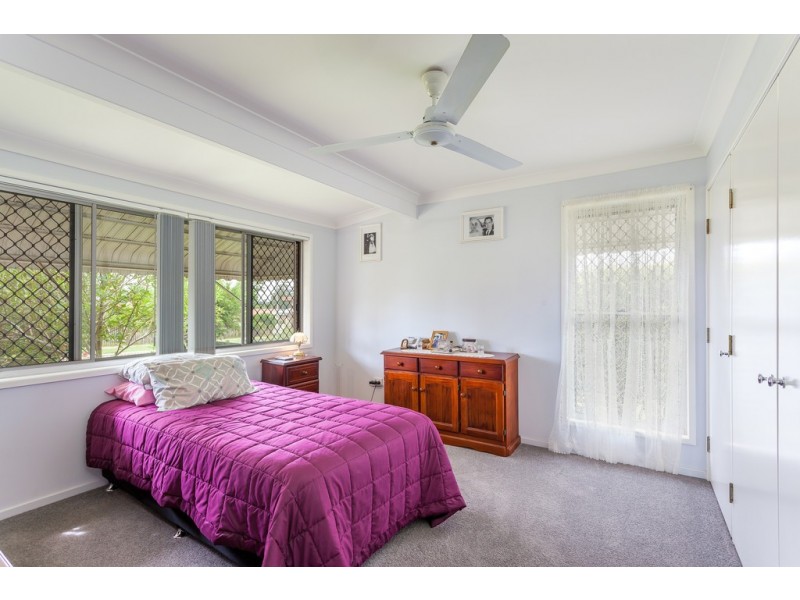 47 Traminer Drive, Wilsonton Heights QLD 4350