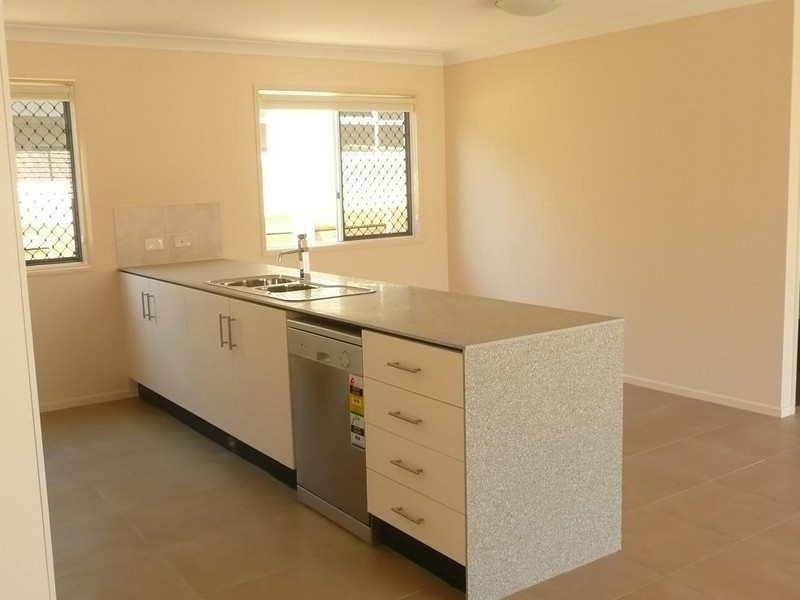 1/23 Winning Street, Glenvale QLD 4350