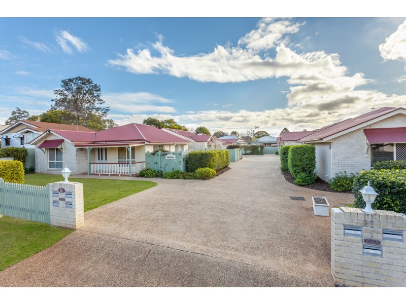 55 Phillip Street, South Toowoomba QLD 4350