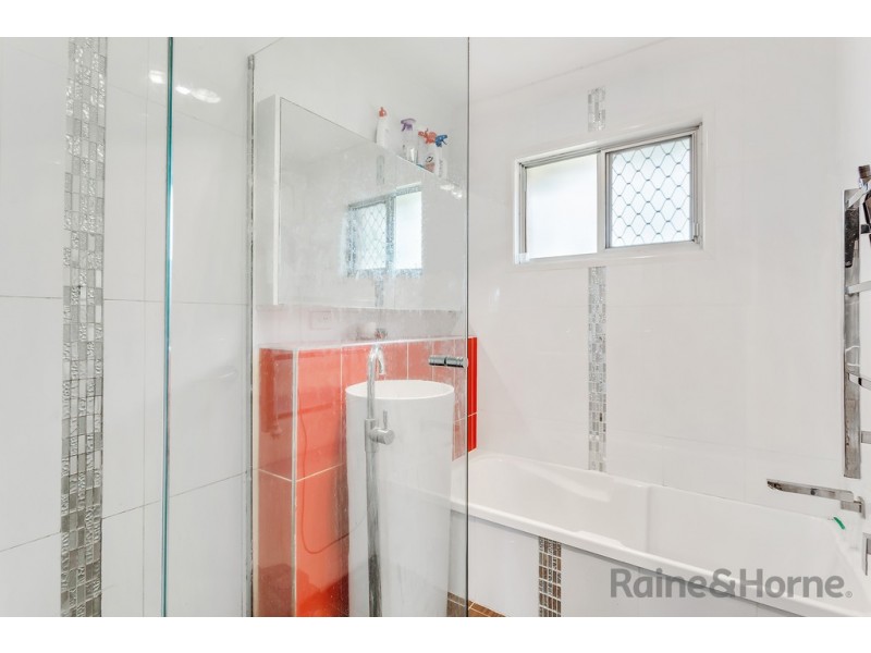 12 Merino Street, Harristown QLD 4350