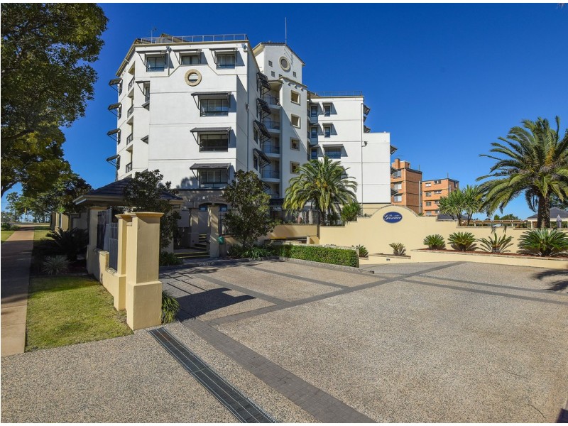 411/2 – 4 Herries Street, East Toowoomba QLD 4350