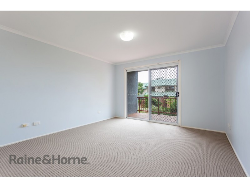 4/328 Hume Street, Centenary Heights QLD 4350