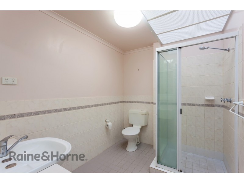 4/328 Hume Street, Centenary Heights QLD 4350