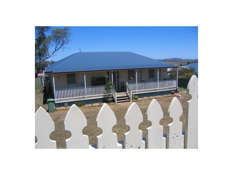 7 Schloss Court, Westbrook QLD 4350