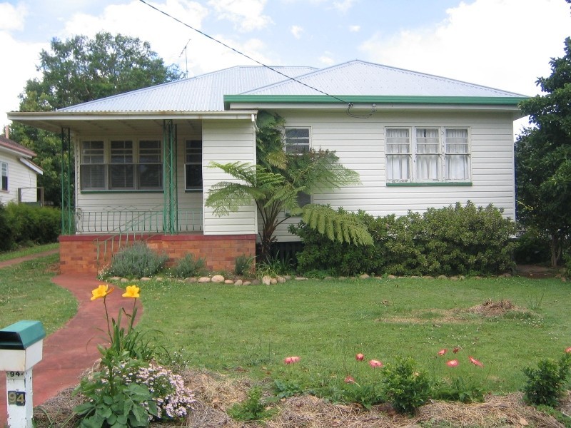 94 Curzon Street, East Toowoomba QLD 4350