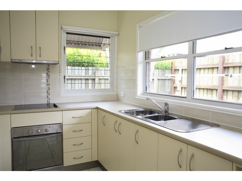 3/9a Albert Street, Newtown QLD 4350