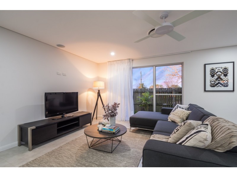 482 Mackenzie Street, Middle Ridge QLD 4350