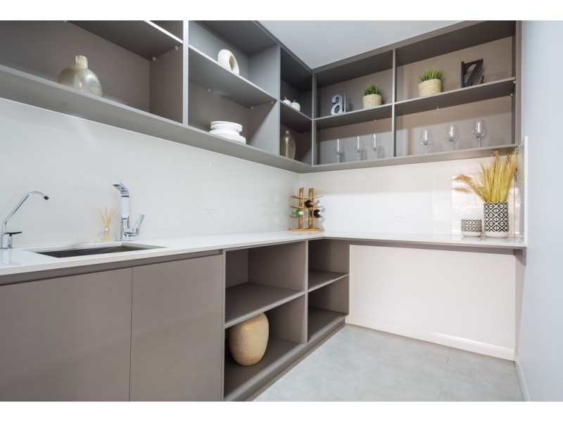 482 Mackenzie Street, Middle Ridge QLD 4350