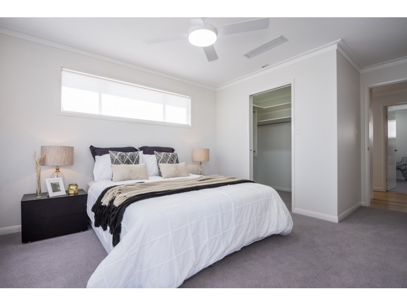 482 Mackenzie Street, Middle Ridge QLD 4350