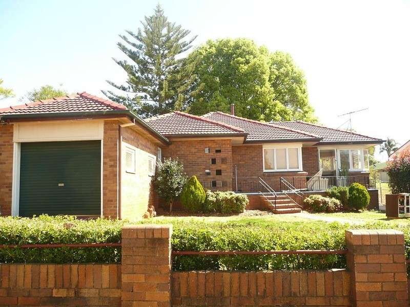 47 Ramsay Street, Centenary Heights QLD 4350