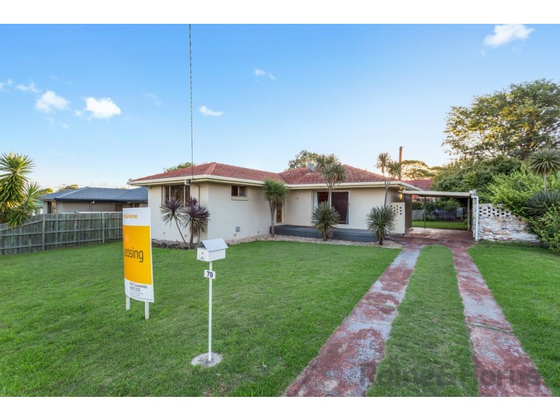 79 Knockator Crescent, Centenary Heights QLD 4350