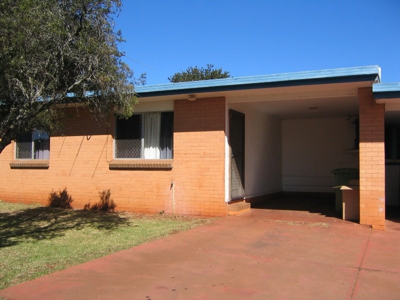 1/36 Canberra Street, Harristown QLD 4350