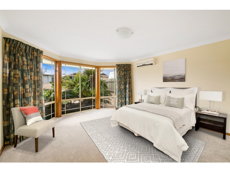 5 Shelton Crescent, Kearneys Spring QLD 4350